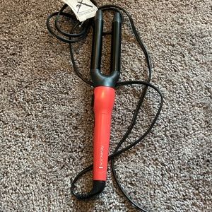 Remington hair waver